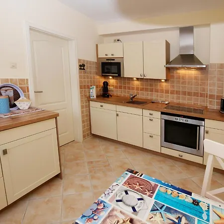 Haus Alina Moewe Apartament